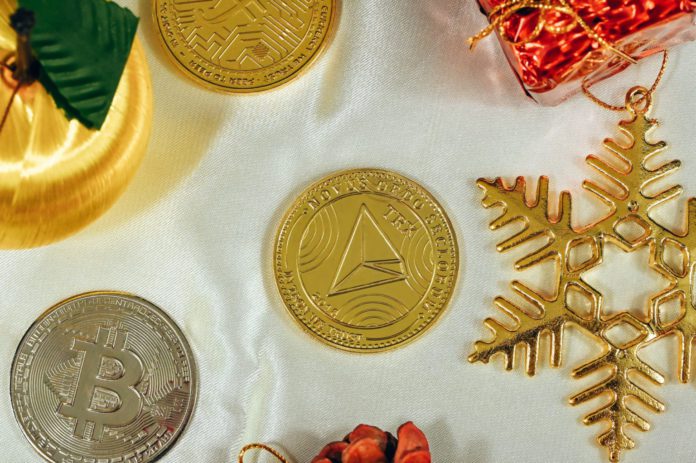 A CryptoPresales.com által bemutatott adatok szerint a TRON(TRX) októberben elérte a 2,1 millió átlagos napi aktív címet, ami 2,5-szer több, mint a Bitcoin.