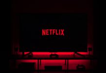 netflix logo on tv. earnings