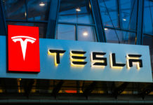 Tesla's net profit drops 24 percent to $2.5 billion due to car price cuts