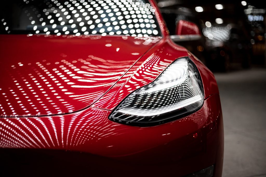 Tesla logró un récord de ventas en el primer trimestre.