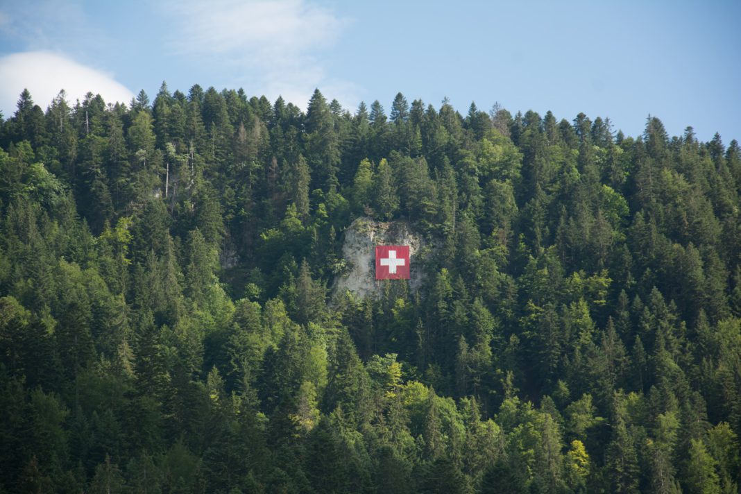 Norský státní fond se stal největším akcionářem švýcarské banky UBS