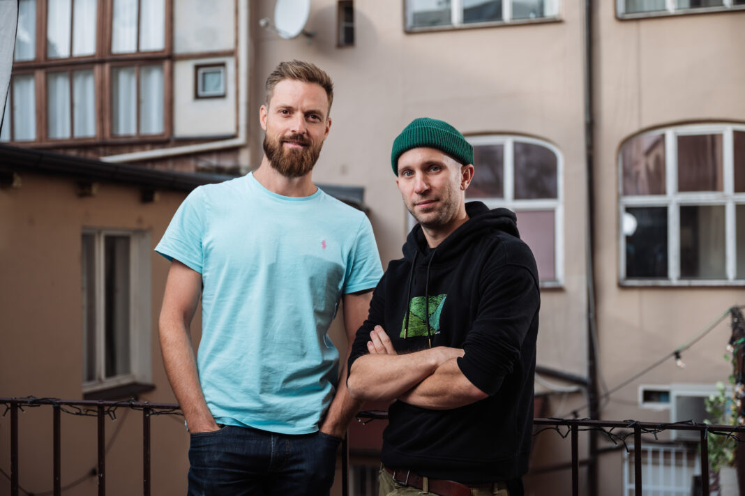 Ecomail raketově roste. Jednička na českém trhu hlásí 38% růst a úspěch v Polsku