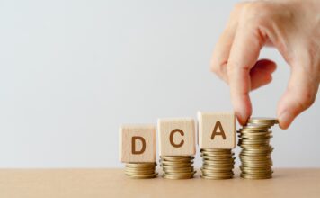 2026 وارن بافيت: 5 قواعد لتصبح ثريًا حتى في عام Illustrative image of savings.