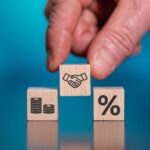 Clearline Loans recenze: Rychlá půjčka pro nenadálé výdaje, nebo drahé řešení finančních problémů? Loan illustrative picture.