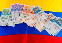 Invertir en América Latina: cómo el dólar estadounidense a peso colombiano afecta la rentabilidad Illustrative picture.