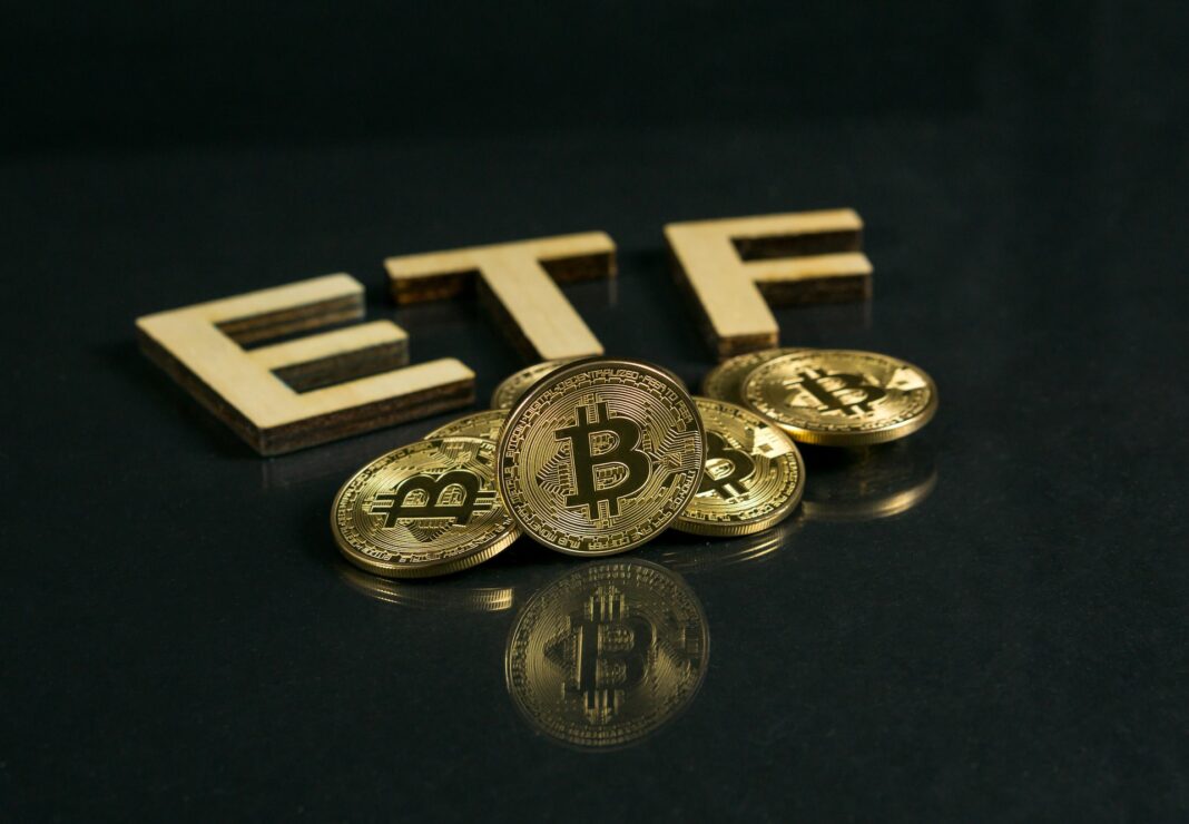 ETF Trading Explained: What Happens Between Buy and Sell Illustrative picture.